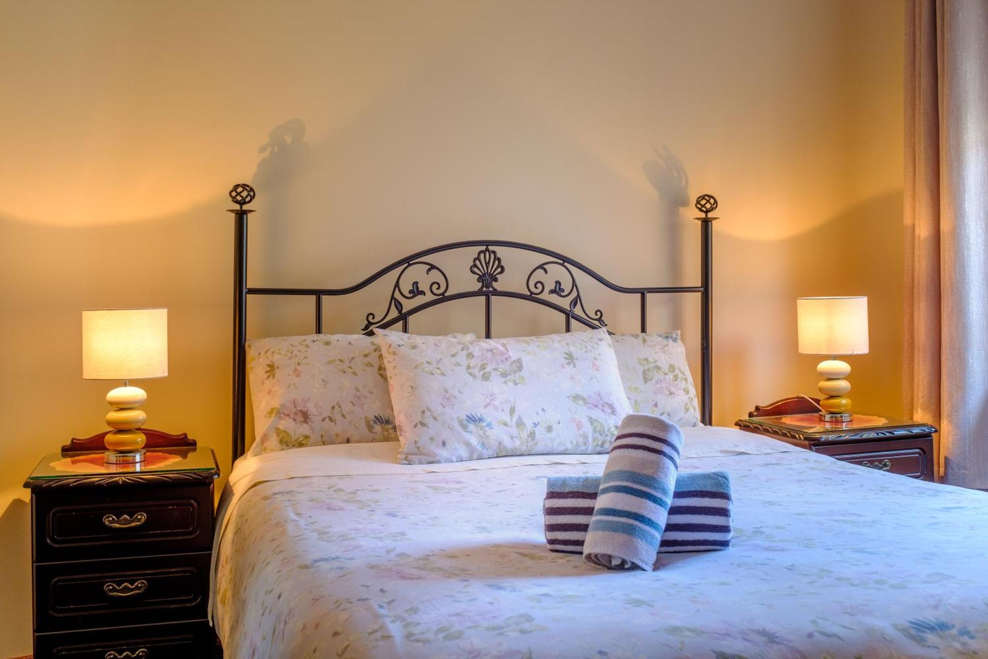 Fallon'S B&B Kinvara Room photo